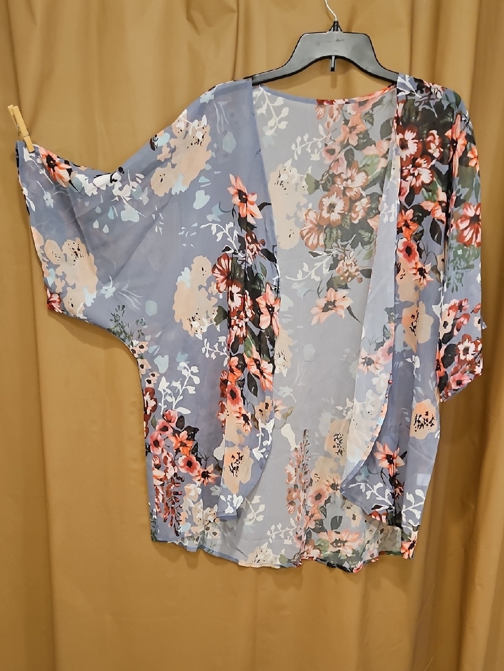 Bundle 3 Items - Save 20% Light Blue/gray Floral Kimono